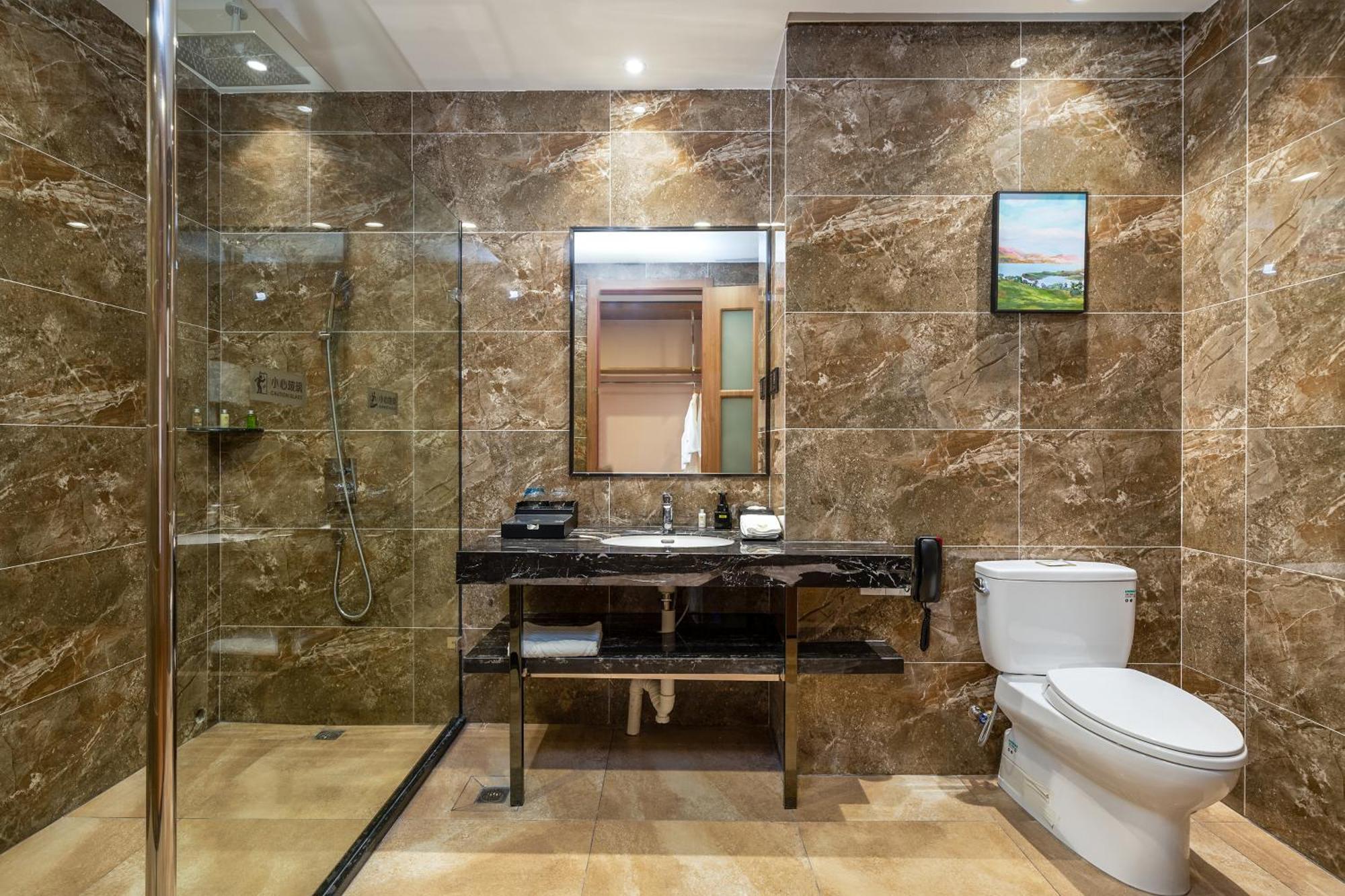 Phoenix Hill Hotel Dongguan - Golf Course Shop Dış mekan fotoğraf